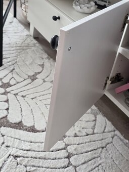 Nábytek Ikea - 3