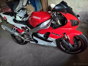 Yamaha YZF R1 1999 - 3