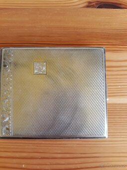 Starý vojenský kompas, pouzdro na cigarety aj. - 3