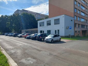 Pronajmu obchodní prostor Chrudim - 3