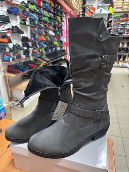 Damske zimni kozačky , s kožíškem uvnitř - 3