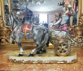 Porcelánová, zlacená socha Capodimonte. Top stav. - 3
