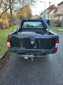 Nissan NP300 Pickup ,rok 2012 ,naj. 160000km - 3