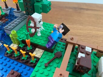 Lego Minecraft Farma - 3