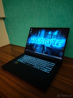 Gigabyte A16 i7 RTX4050 16GB 512GB - 3
