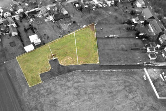 3x pozemek v obci Bratčice u Potěh - 3