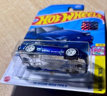HotWheels 96 Nissan 180SX Type X STH - 3