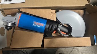 NAREX úhlová bruska EBU 23-24 - 3