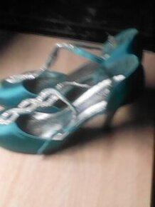 NOVE DAMSKE STREVICE C.38 - 3