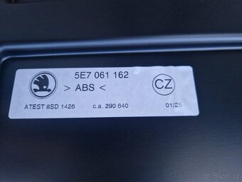 Škoda Octavia IV vana do kufru - 3