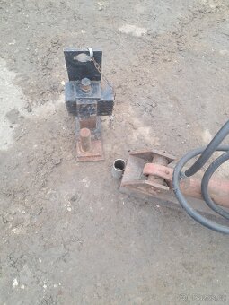 Hydraulická štípačka na dřevo - 3