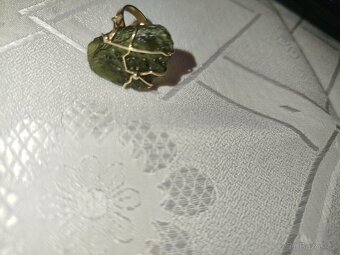 Zlatý prsten s velkým vltavinem - 3