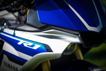 Yamaha Yzf R1 - 3