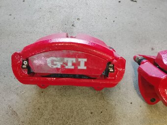 Golf GTI přední brzdiče - 3