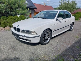 BMW 535i V8 Manuál - 3