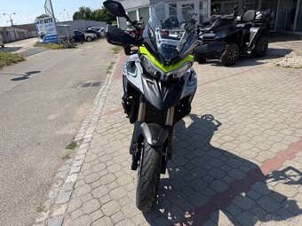 Benelli 902 Stradale - 3