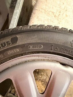 Prodám 4x zimní pneu 205/55R16 - 3