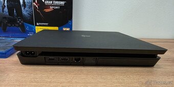 PlayStation 4 Slim 1 TB +2.ovladač - 3