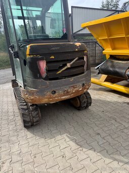 Minibagr Volvo ec27c - 3