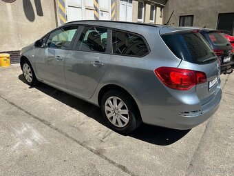 Opel Astra J 1.4 74kw 2011 - 3