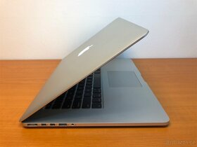 15 APPLE MacBook Pro i7 2,2GHz RETINA 4jádro 16Gb ZÁRUKA - 3