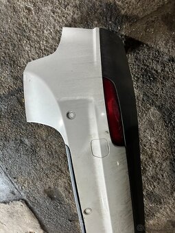 Zadní nárazník Volvo V50 Originál 2010 - 3