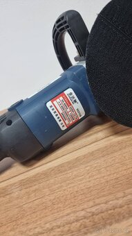 Prodám novou, nepoužívanou leštičku na auto o výkonu 1200w - 3