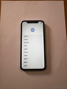 iPhone XR 64GB Bílá - 3
