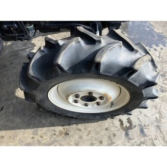 Malotraktor Yanmar s kabinou - 3