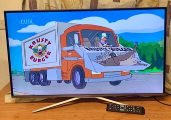 4K UHD Smart Samsung televizor - 3