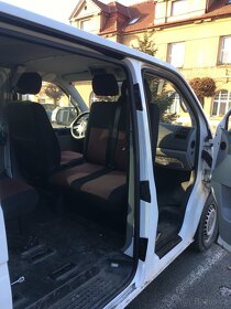 Otočná konzole pro dvousedačku VW T5 - 3