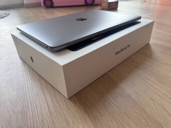 Macbook Pro M2 2022 256Gb - 3