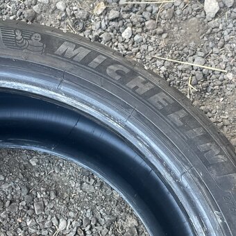 Letní pneu 275/35 R19 100Y Michelin 6mm - 3
