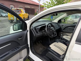 Dodge Journey 2.0 CRD 103 kw - po nehodě - 3