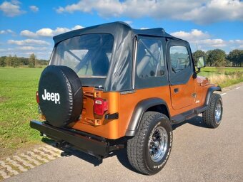 Jeep Wrangler YJ 4.2 6válcový benzínový, rok výroby 1987 - 3