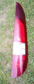 Přední a zadní světla Mercedes Vaneo W414 - 3