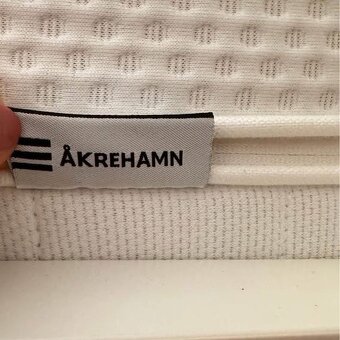 Postel Ikea Malm 140 x 200 - 3