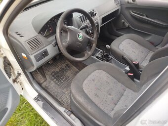 Škoda Fabia Junior najeto 220tis rok 03 - 3