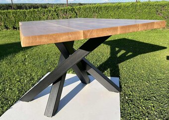 Designový jídelní stůl - 3