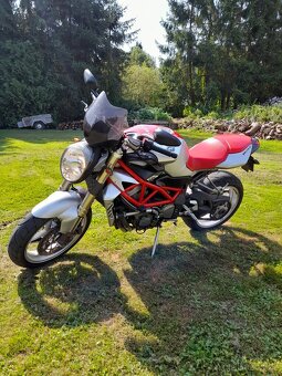 MV Agusta Brutale 910 - 3