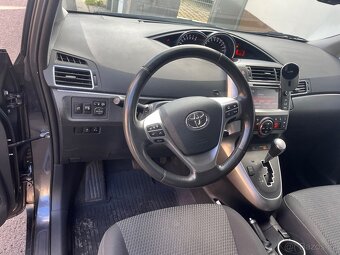 Toyota Verso 1,8 automat - 3
