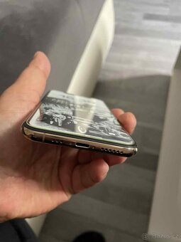 iPhone Xs gold - 3