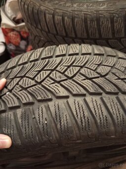 R17 Alu kola, zimní pneu - 3