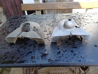 Jawa 350 Pérak - Kryt karburatoru - 3