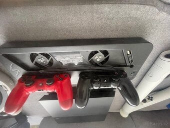 Prodám PS4 + VR - 3