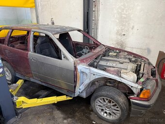 BMW e36 328i-Díly - 3