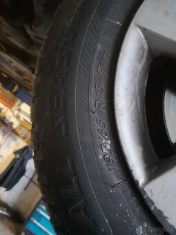 Celoroční pneu 195/65 R15 - 3