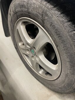 Kola 195 65 R15 originál Octavia 1 - 3