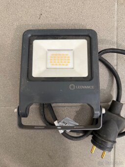 Halogen 500w. LED SVĚTLO - 3