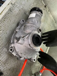 BMW E60 E61 i LCI xdrive Přední diferenciál E92 LCI - 3